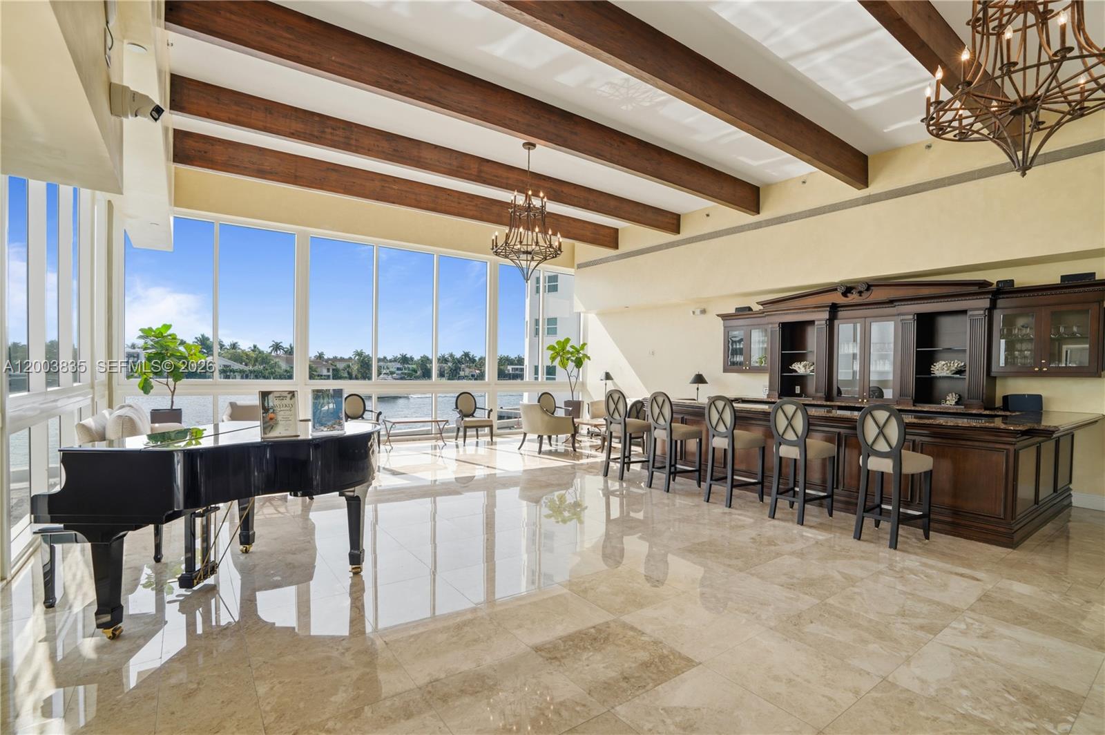 image Hamptons West62