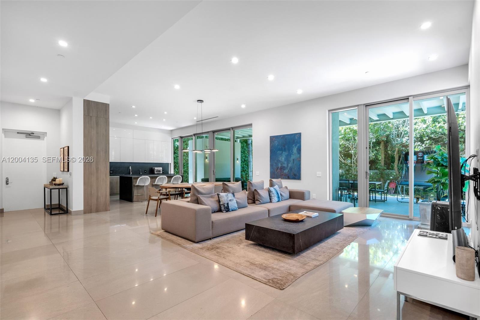 110 Reef Ln Key Biscayne, FL 33149