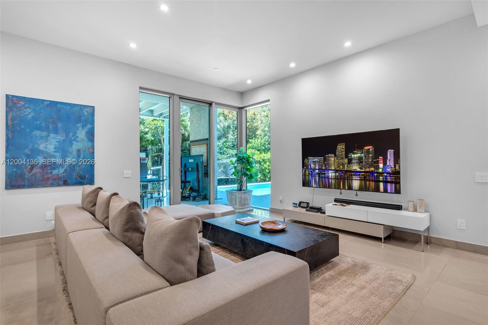 110 Reef Ln Key Biscayne, FL 33149