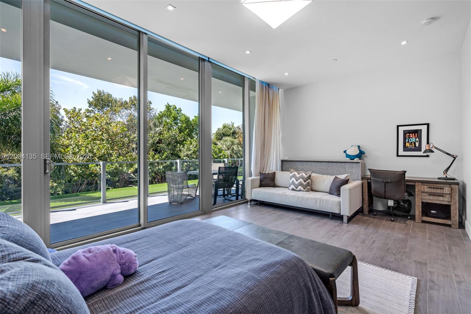 110 Reef Ln Key Biscayne, FL 33149