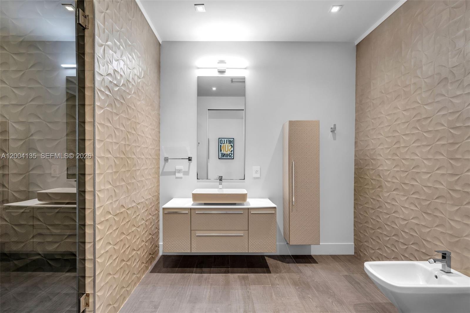 110 Reef Ln Key Biscayne, FL 33149