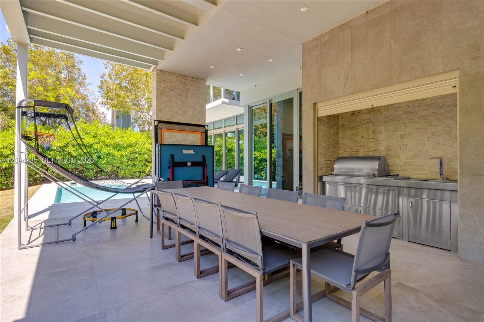 110 Reef Ln Key Biscayne, FL 33149