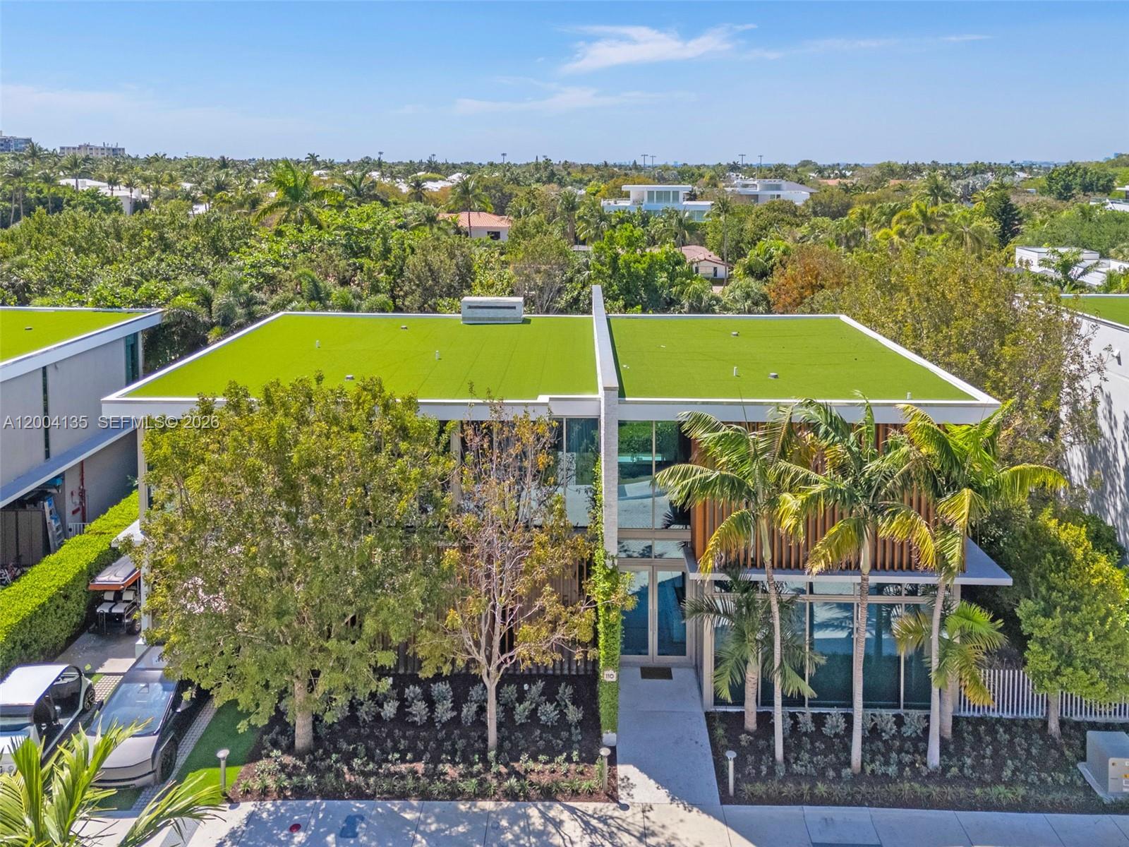 110 Reef Ln Key Biscayne, FL 33149