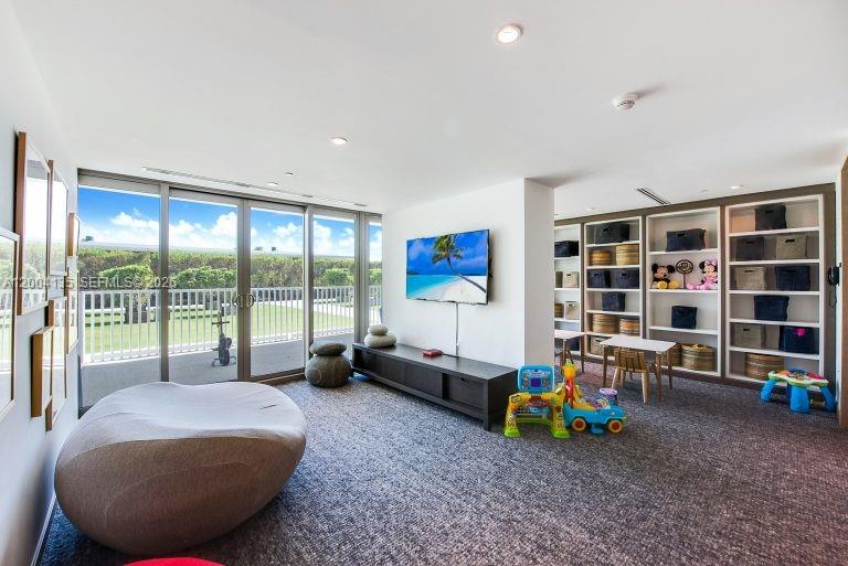 110 Reef Ln Key Biscayne, FL 33149