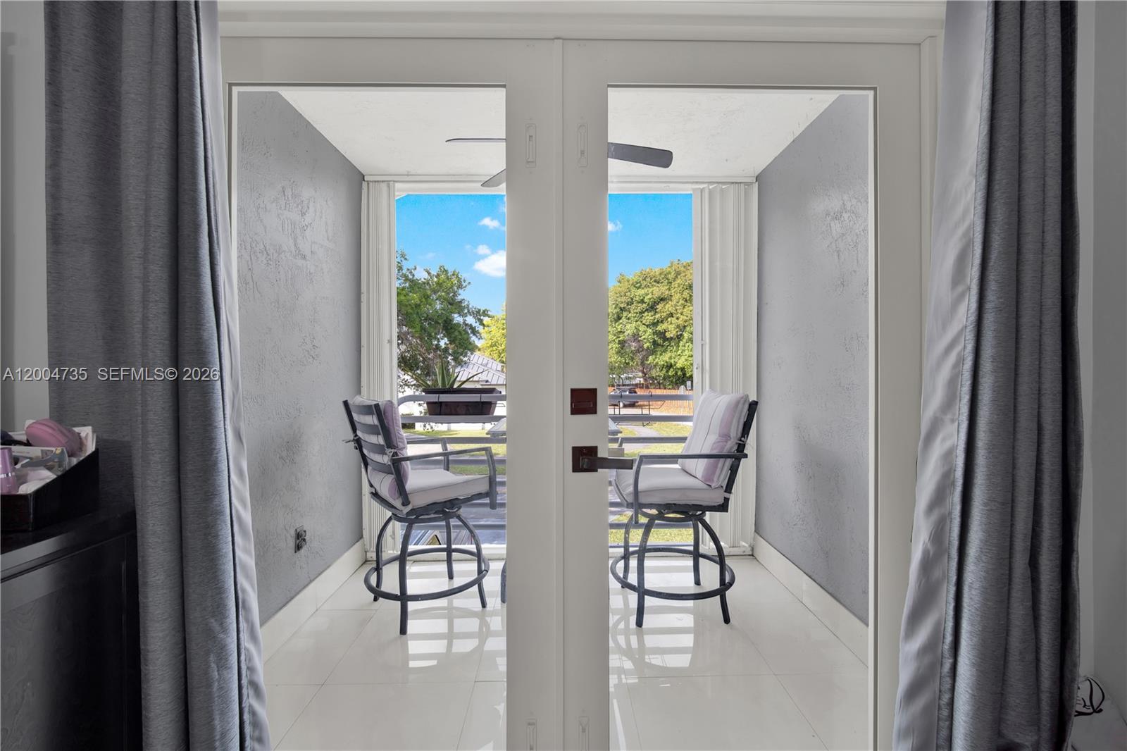 16070 SW 89th Ave Rd Palmetto Bay, FL 33157