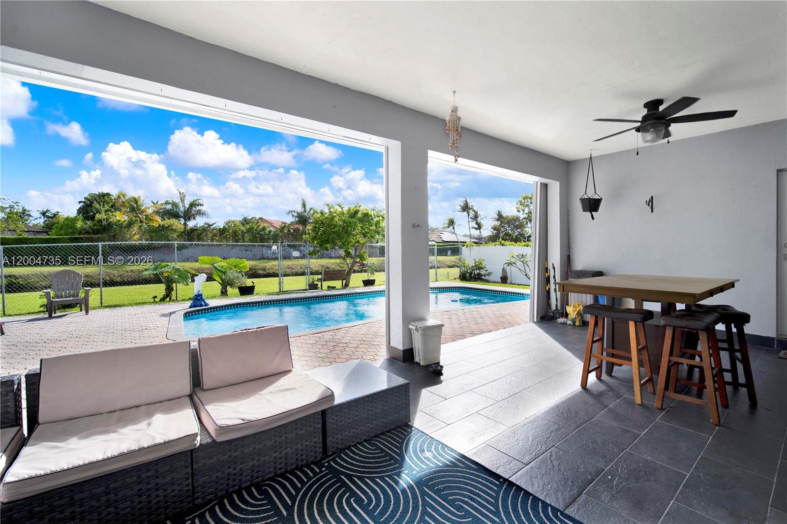 16070 SW 89th Ave Rd Palmetto Bay, FL 33157