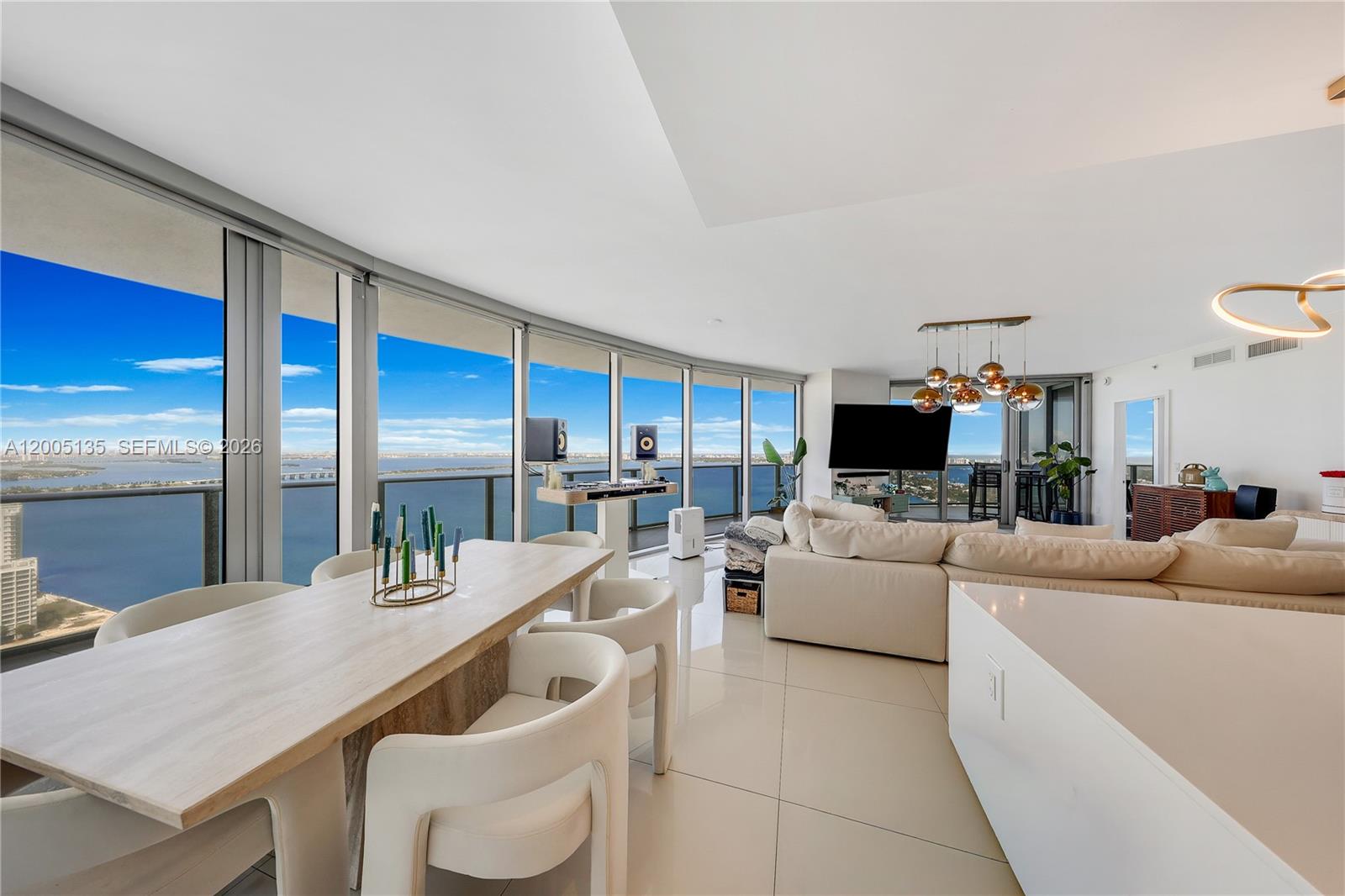 488 NE 18th St #3715 Miami, FL 33132