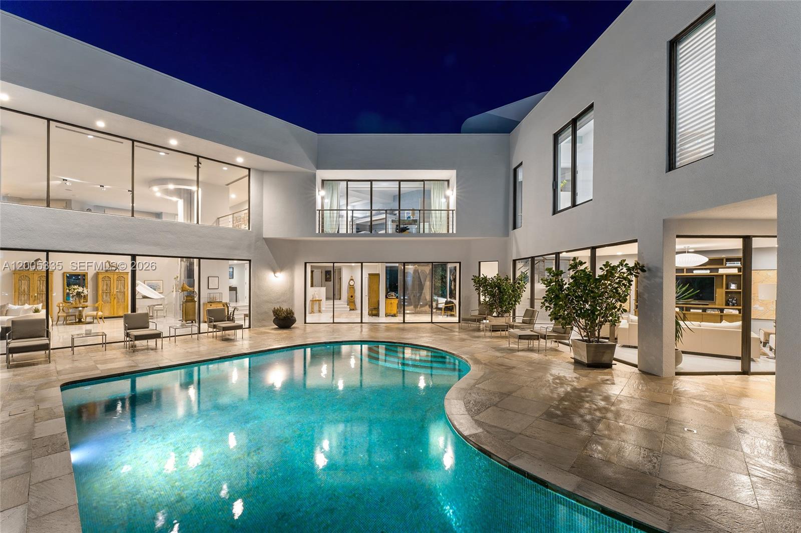 485 W Matheson Dr Key Biscayne, FL 33149