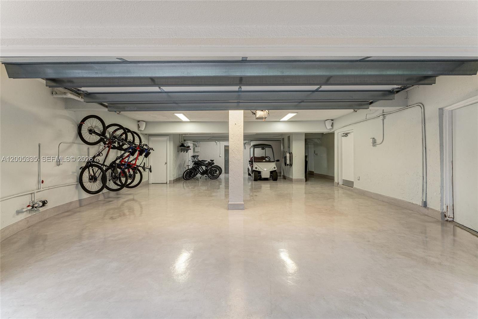 485 W Matheson Dr Key Biscayne, FL 33149