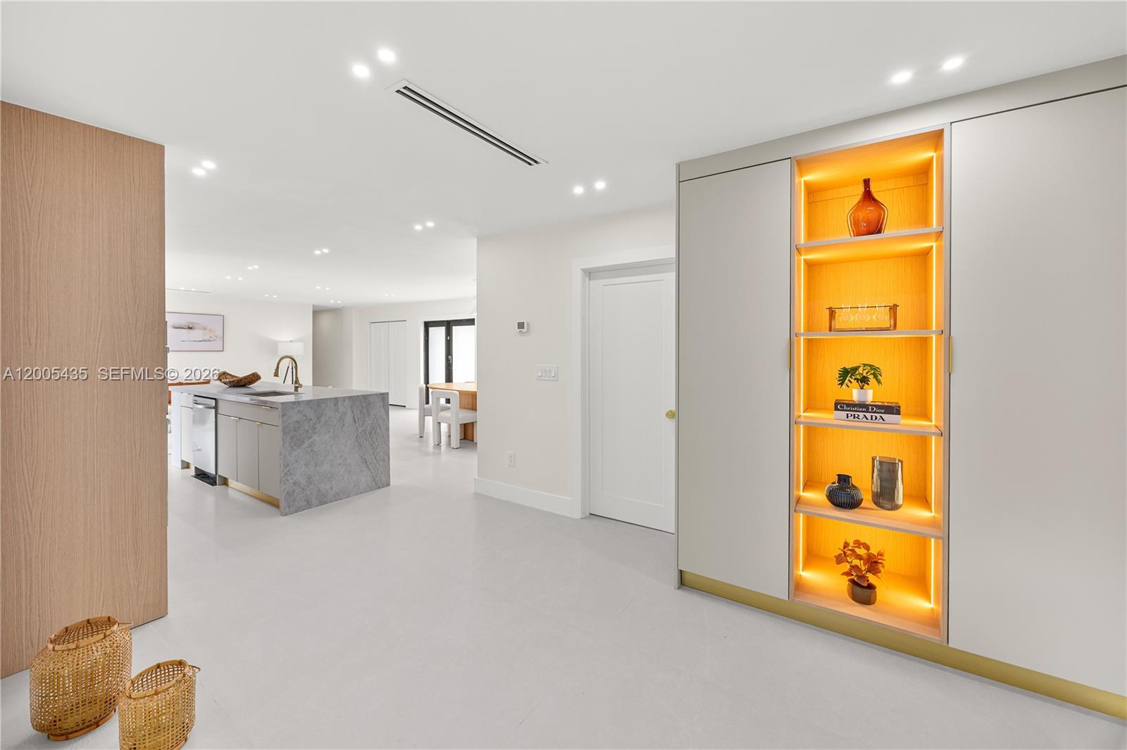 9261 SW 80th Ter Miami, FL 33173