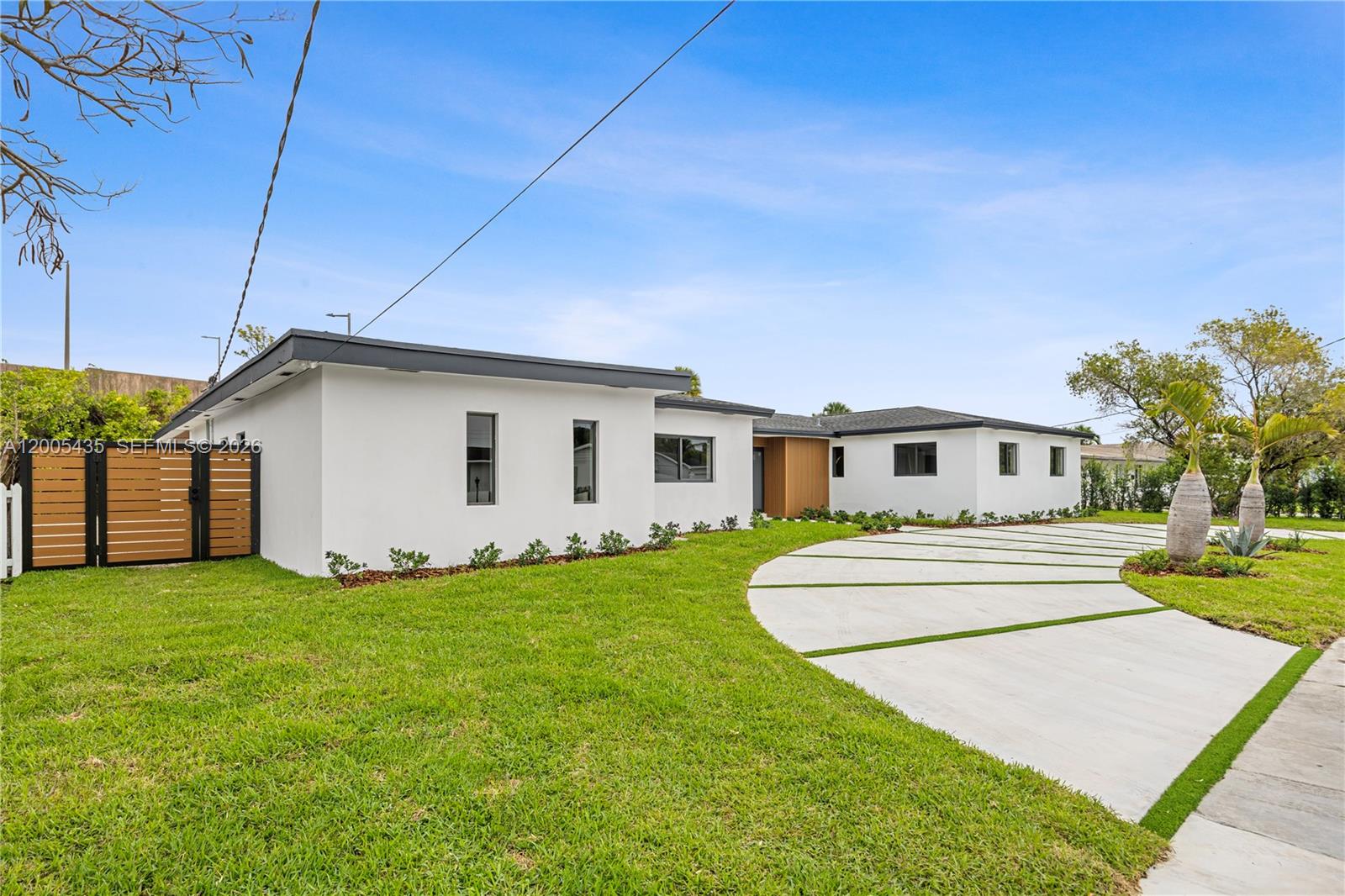 9261 SW 80th Ter Miami, FL 33173