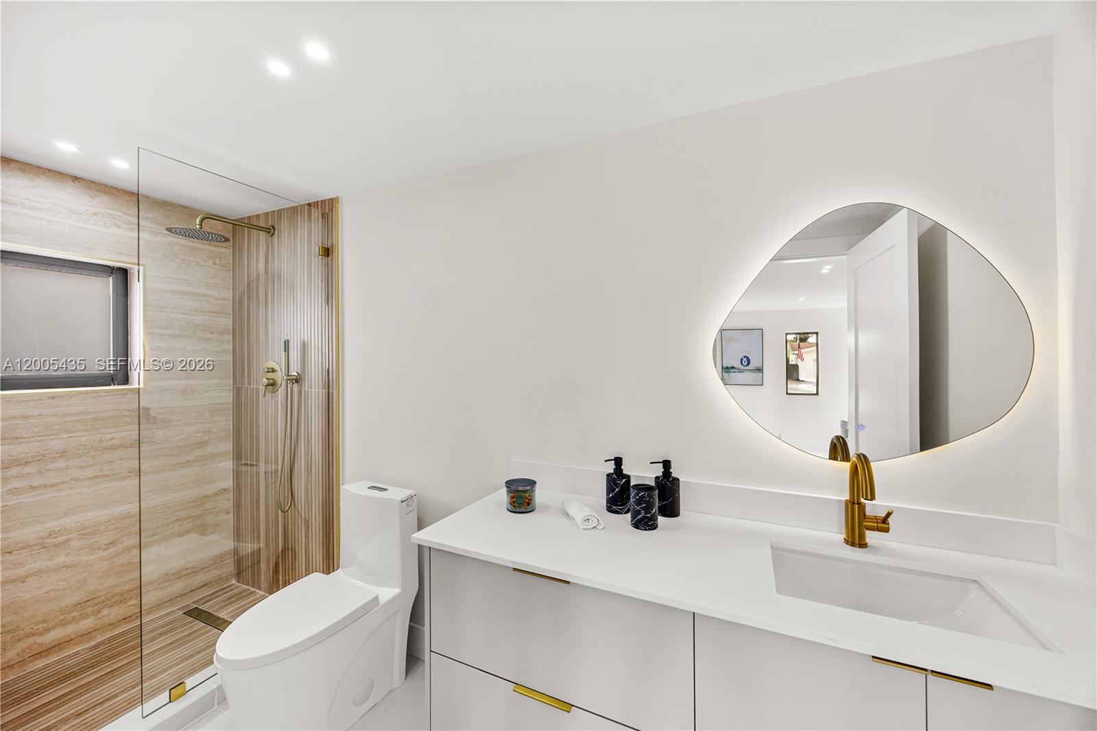 9261 SW 80th Ter Miami, FL 33173