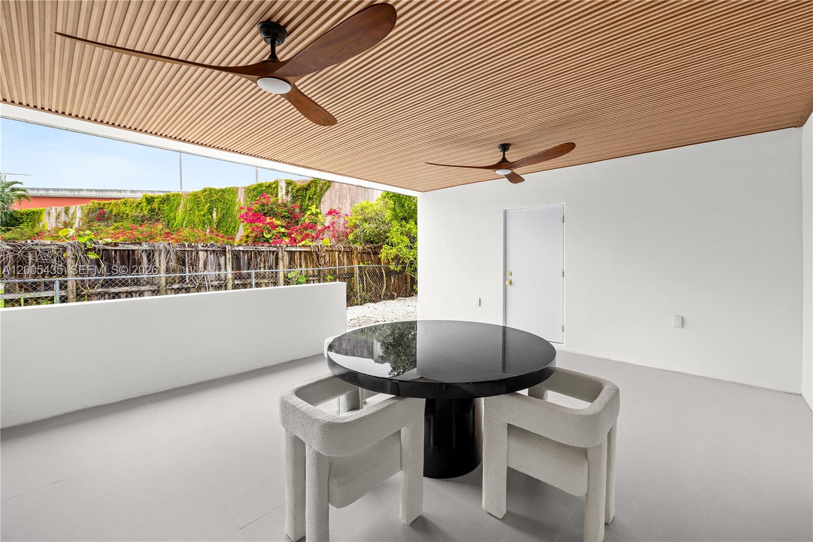 9261 SW 80th Ter Miami, FL 33173