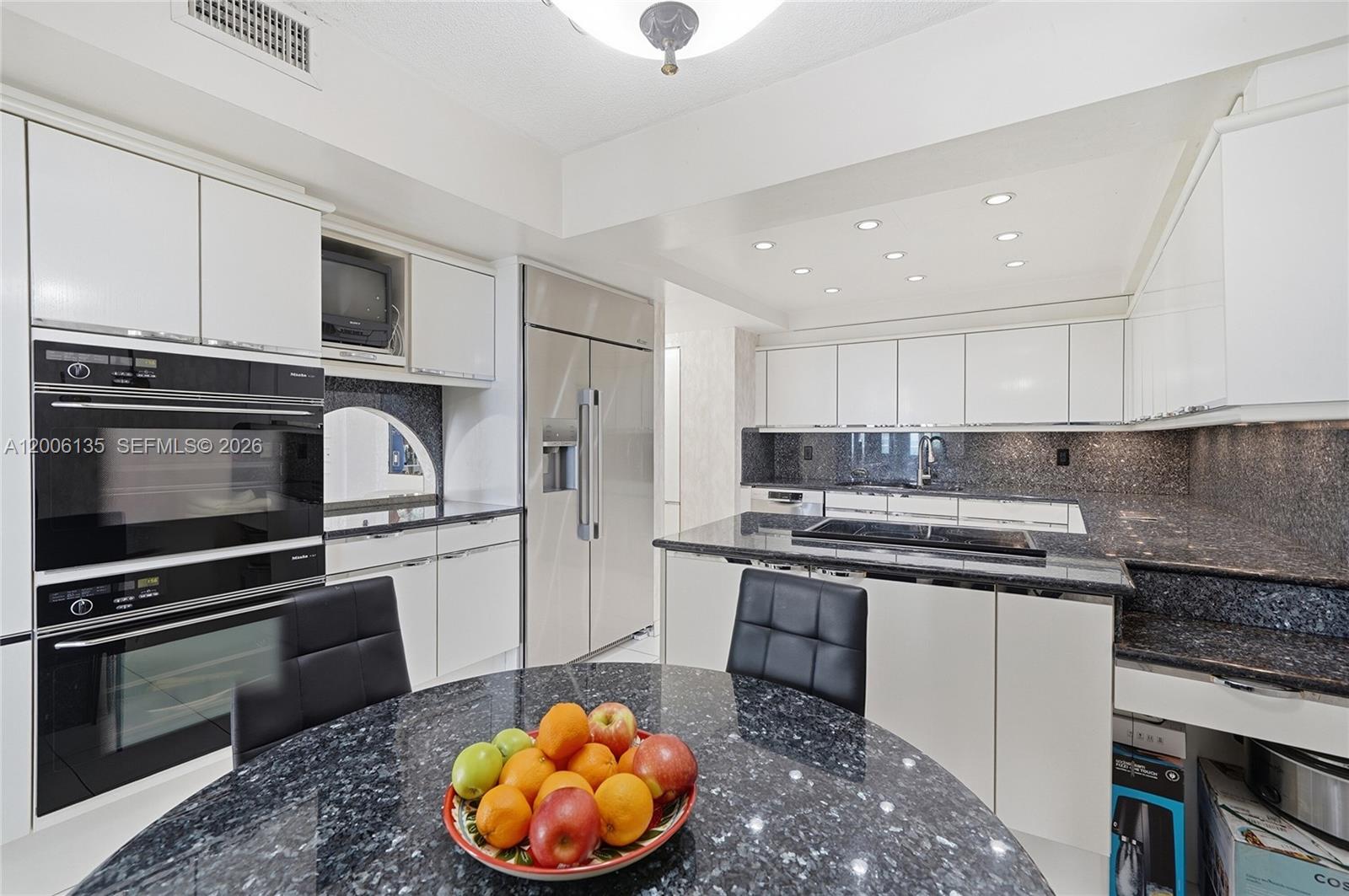 9801 Collins Ave #14D Bal Harbour, FL 33154