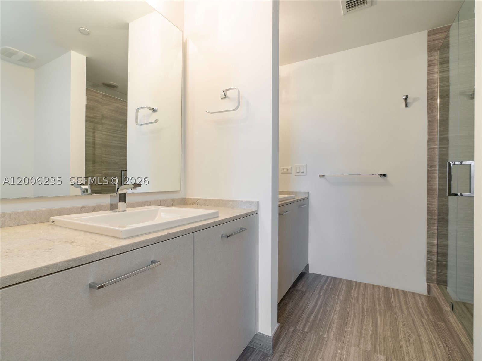 image 1010 Brickell13