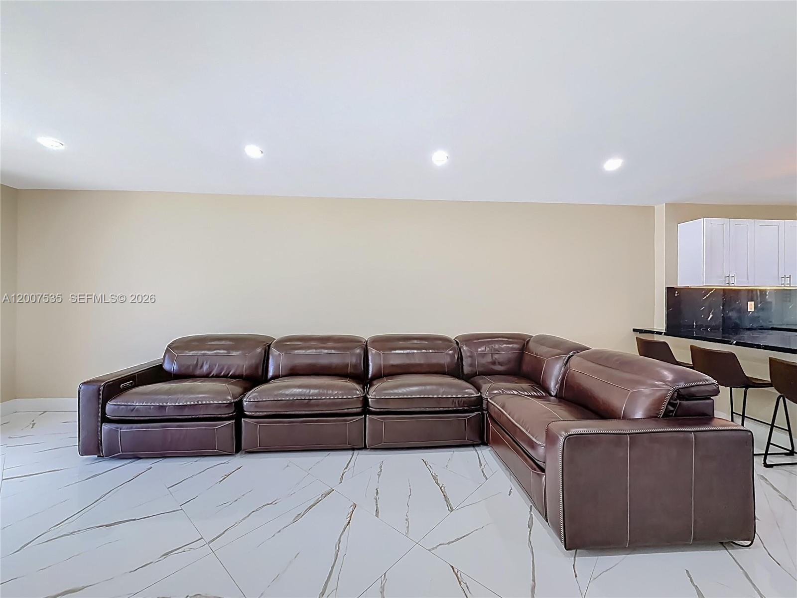 3100 NE 48th St #507 Fort Lauderdale, FL 33308