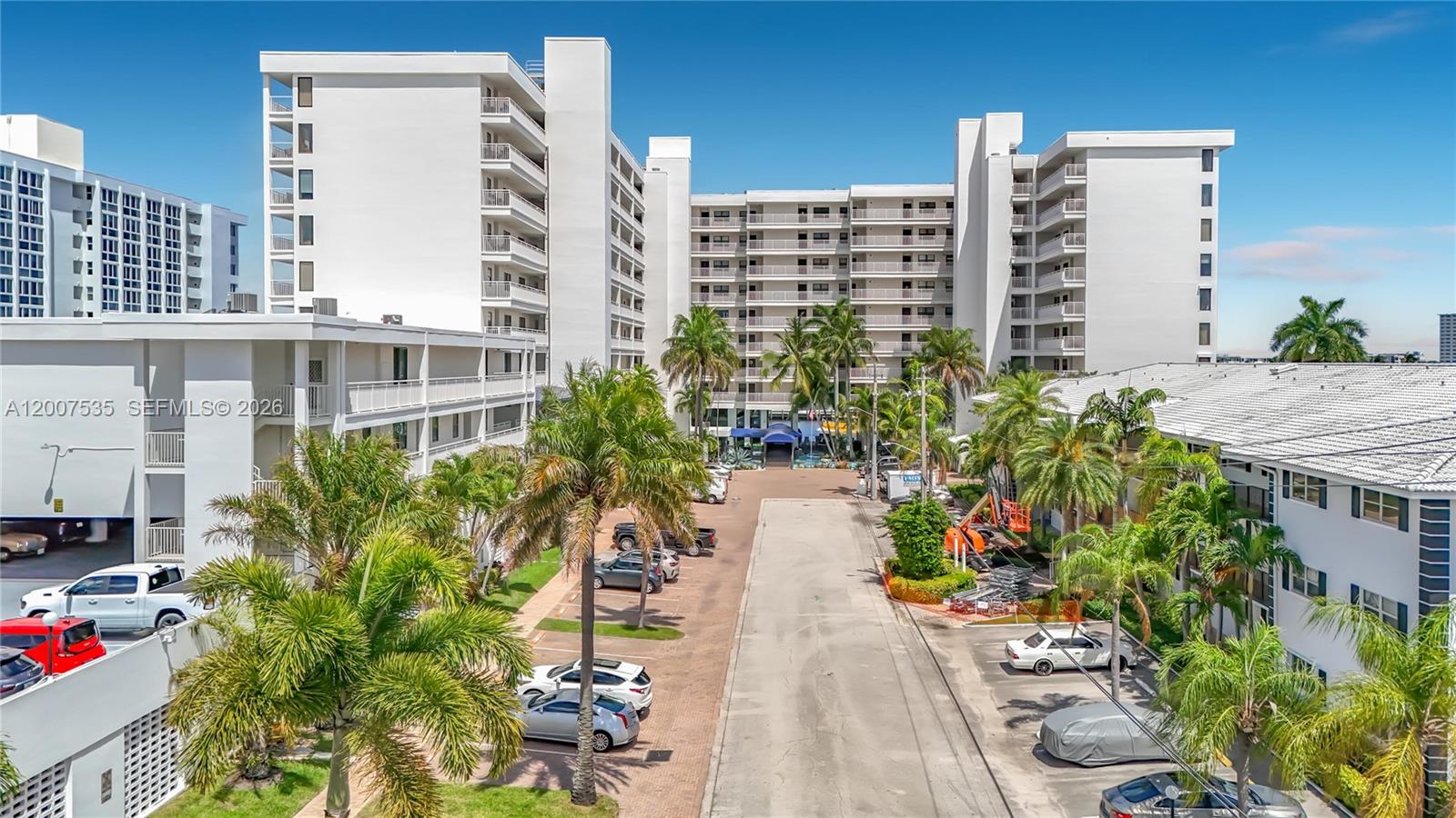 3100 NE 48th St #507 Fort Lauderdale, FL 33308