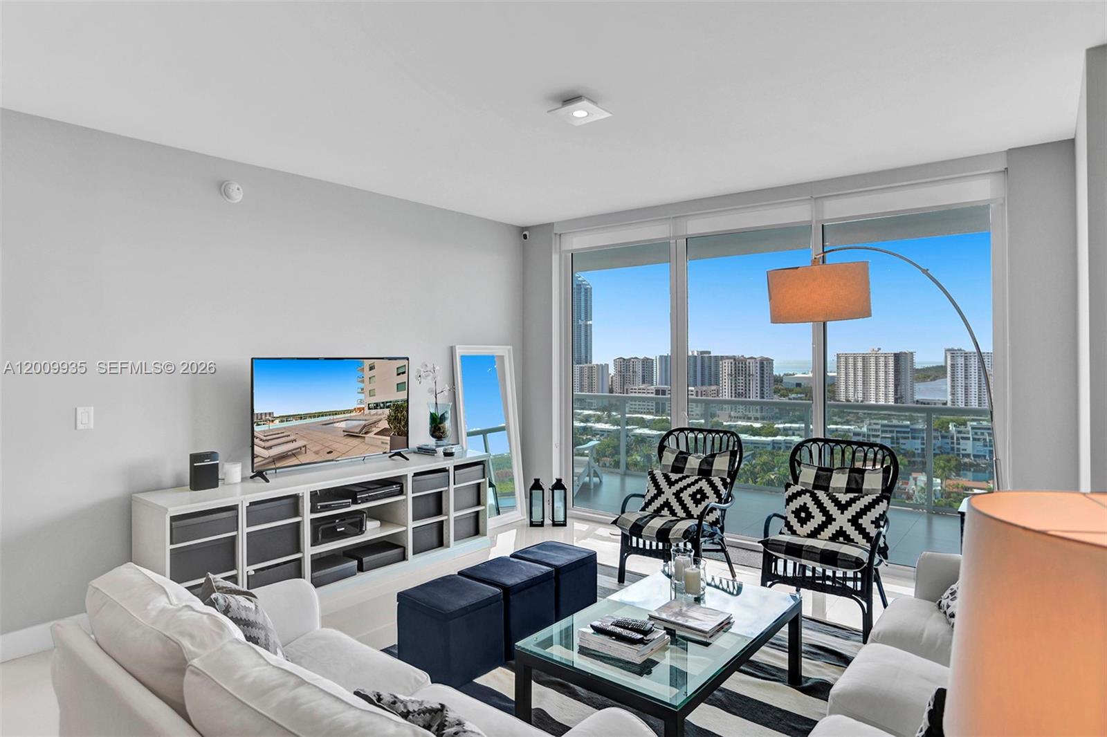 400 Sunny Isles Blvd #2021 Sunny Isles Beach, FL 33160