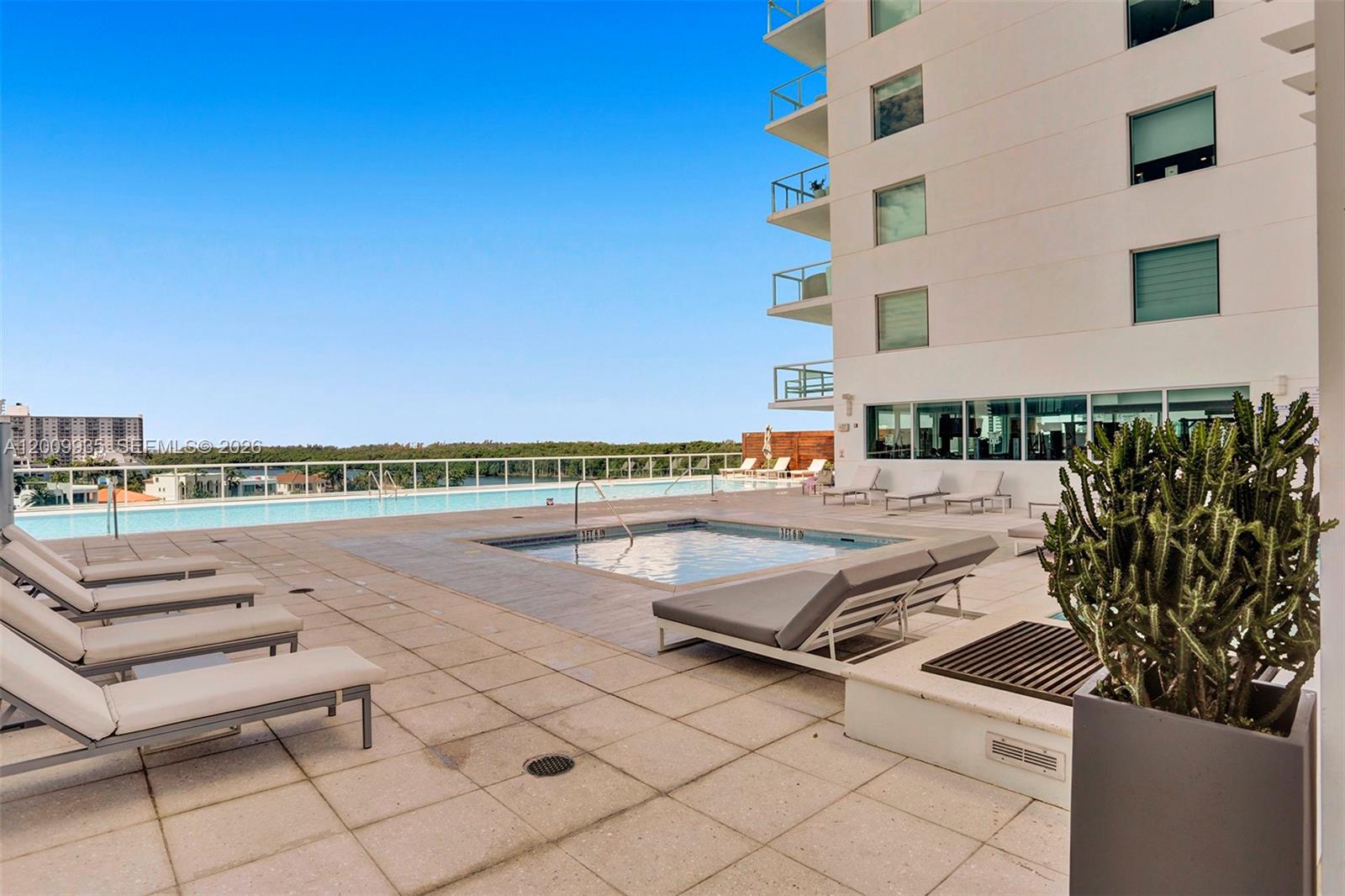 400 Sunny Isles Blvd #2021 Sunny Isles Beach, FL 33160