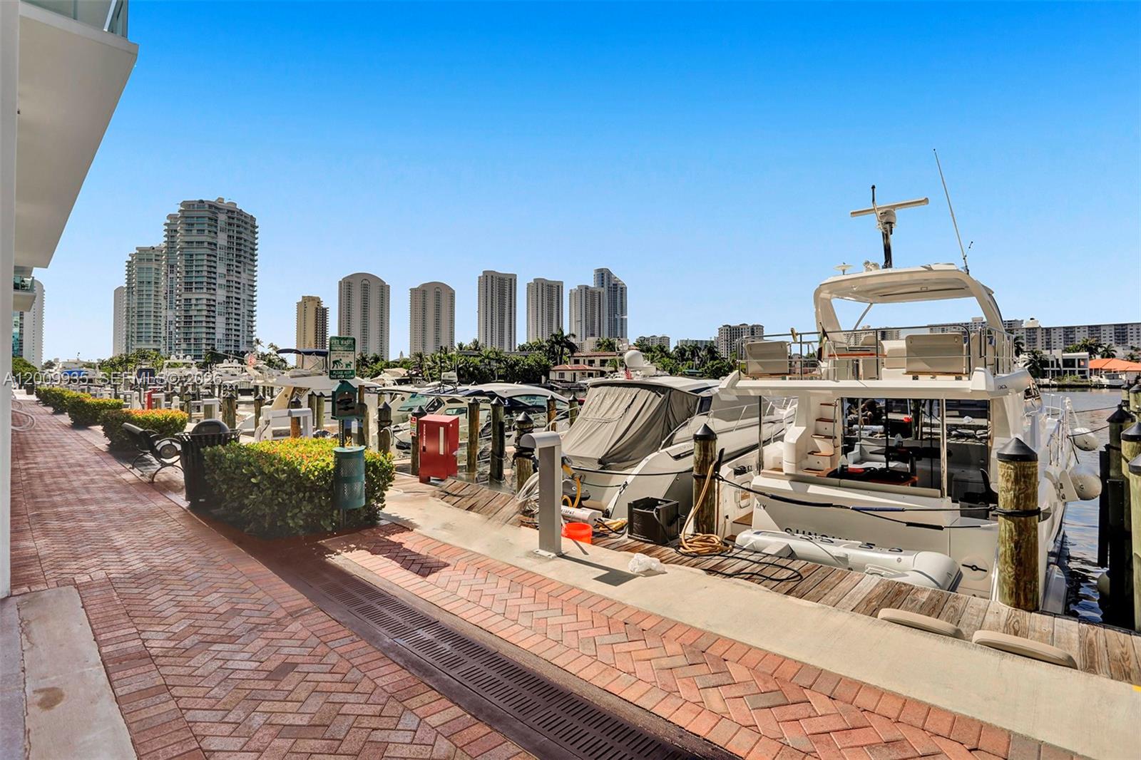400 Sunny Isles Blvd #2021 Sunny Isles Beach, FL 33160