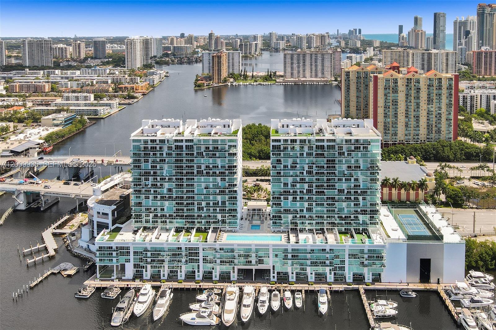 400 Sunny Isles Blvd #2021 Sunny Isles Beach, FL 33160