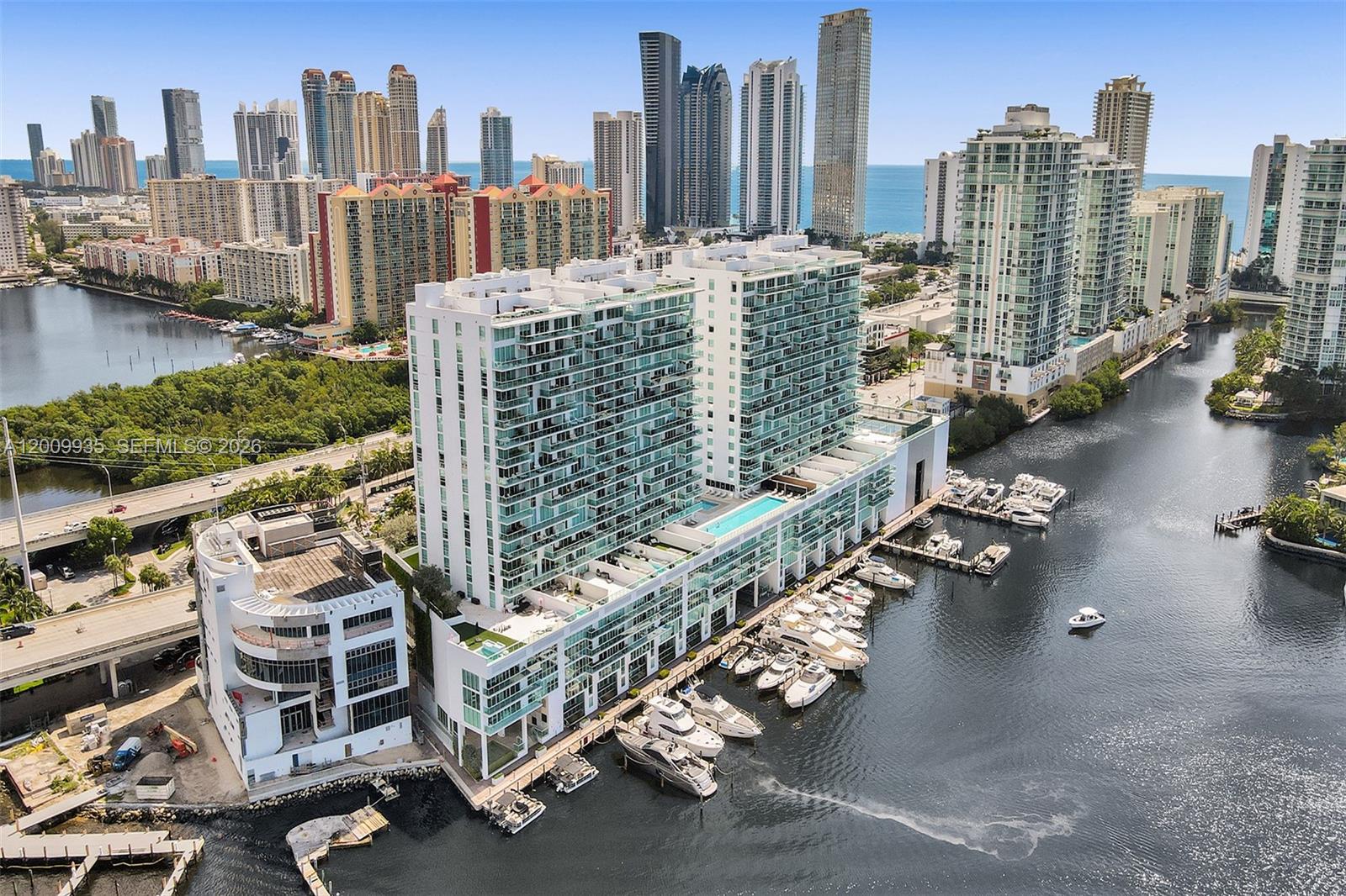 400 Sunny Isles Blvd #2021 Sunny Isles Beach, FL 33160