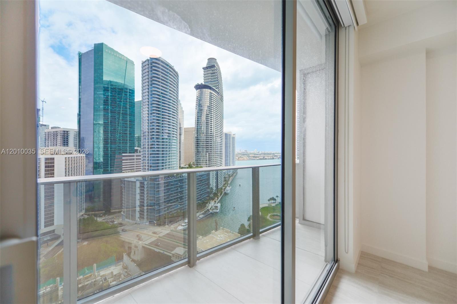 image Viceroy Brickell Residences16