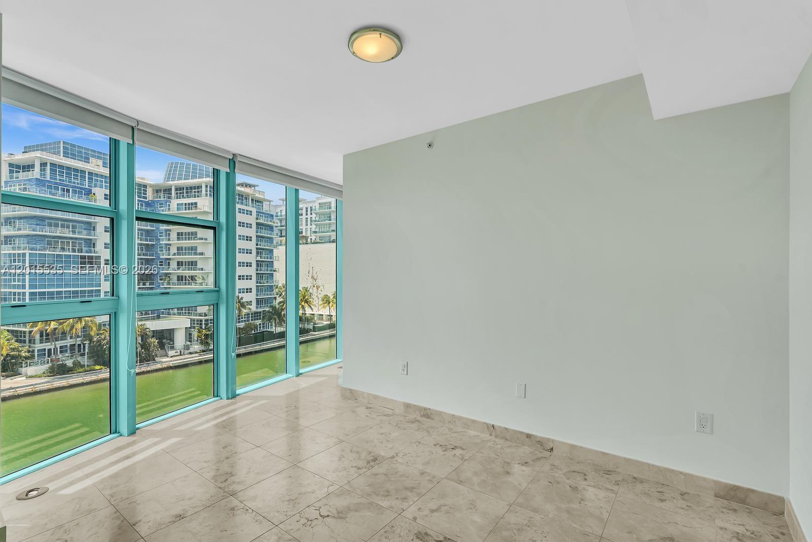 6000 Indian Crk Dr #6A Miami Beach, FL 33140