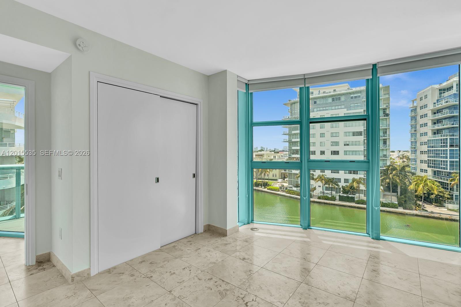 6000 Indian Crk Dr #6A Miami Beach, FL 33140