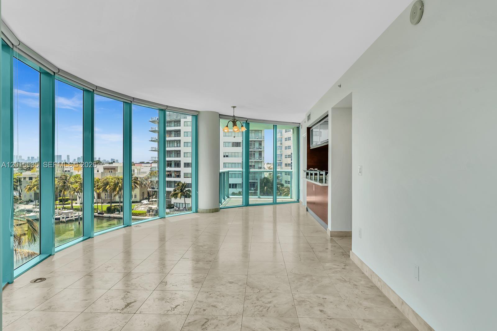 6000 Indian Crk Dr #6A Miami Beach, FL 33140