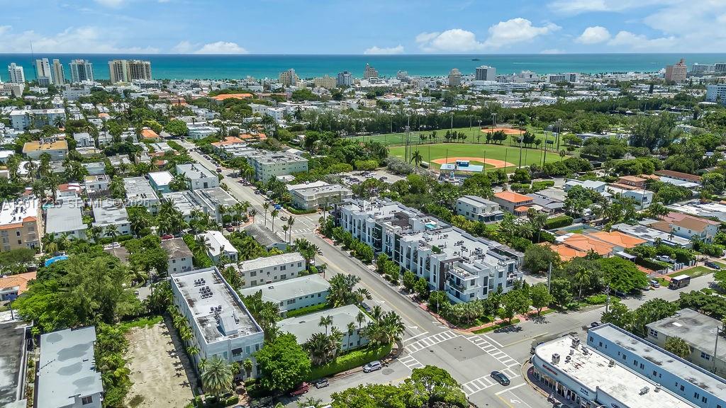 1030 15th St #201 Miami Beach, FL 33139