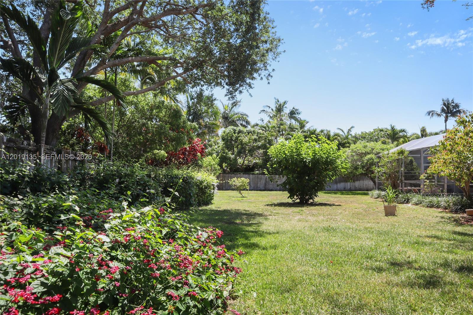 7605 SW 179th Ter Palmetto Bay, FL 33157