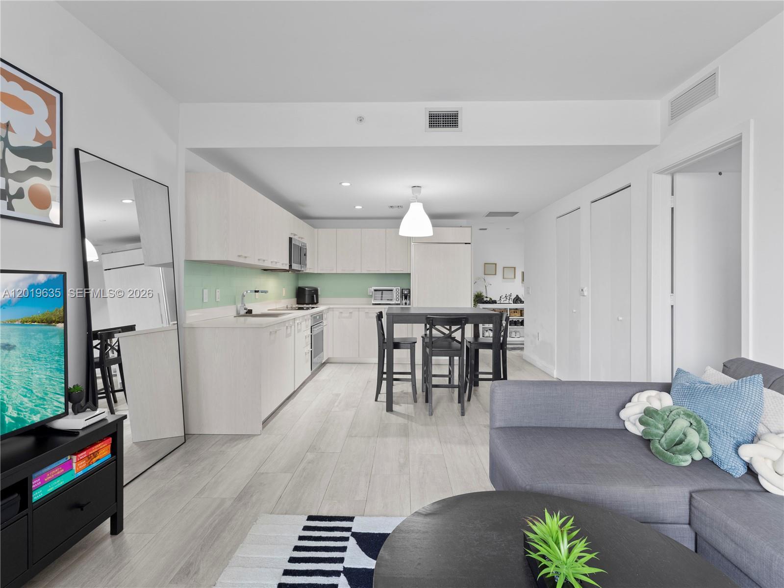image Brickell Heights West18