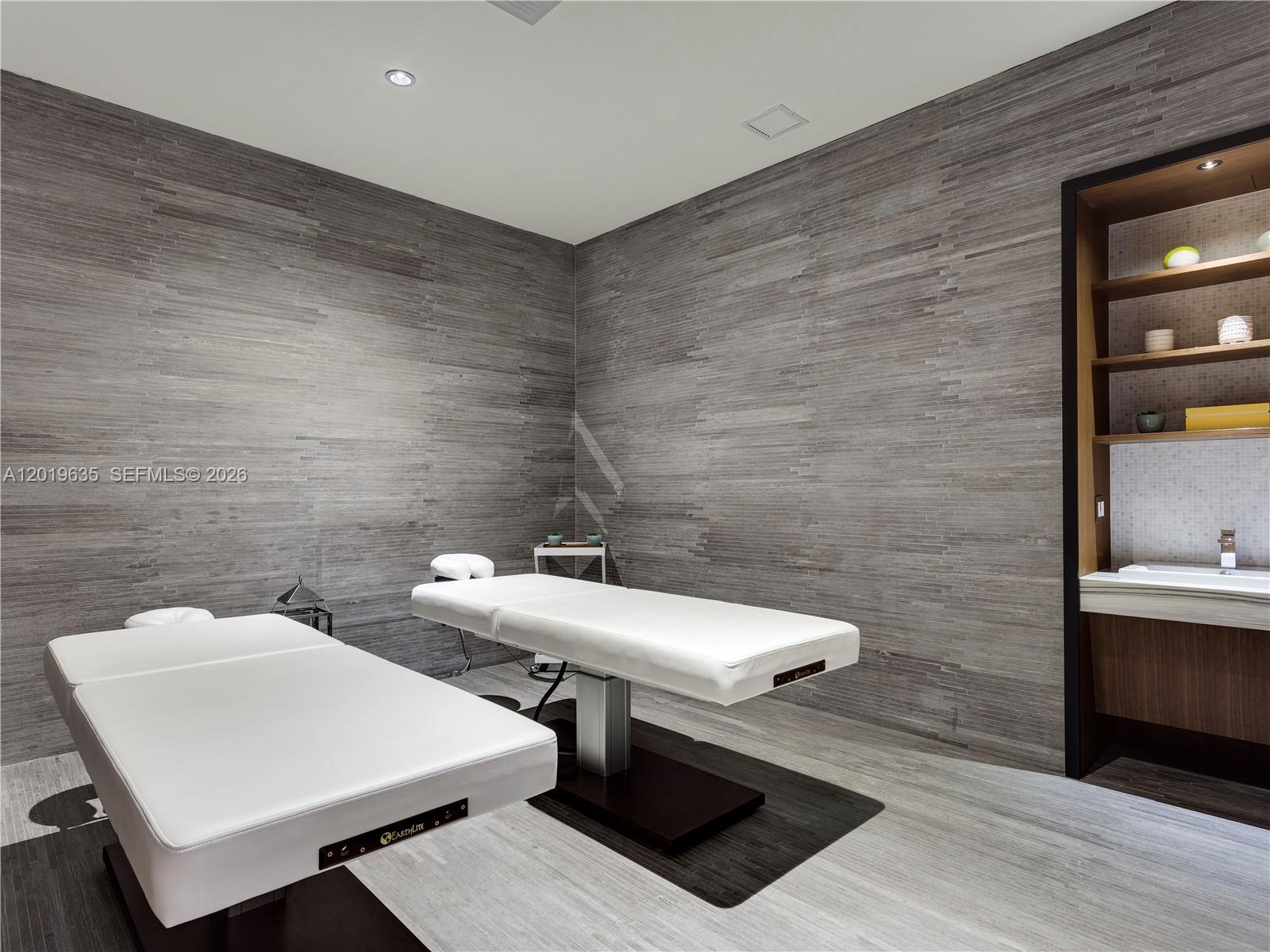 image Brickell Heights West36