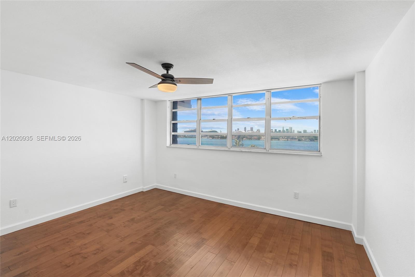 800 West Ave #527 Miami Beach, FL 33139