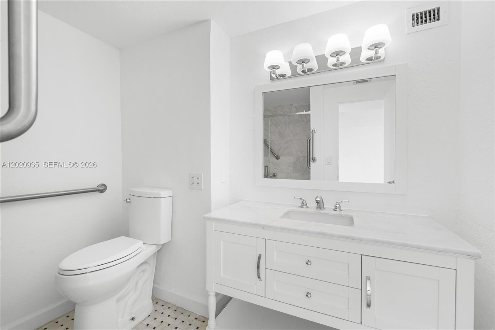 800 West Ave #527 Miami Beach, FL 33139