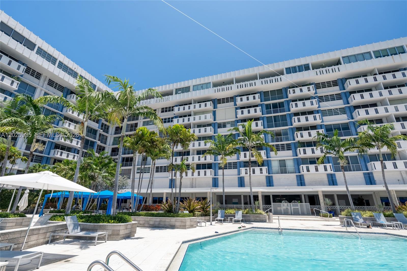 800 West Ave #527 Miami Beach, FL 33139