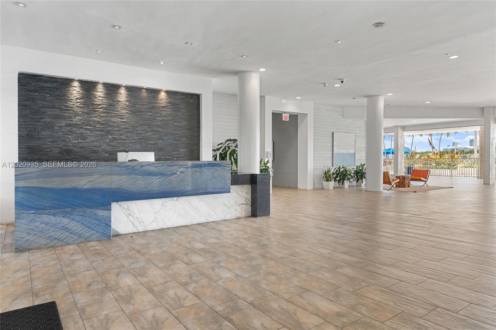 800 West Ave #527 Miami Beach, FL 33139