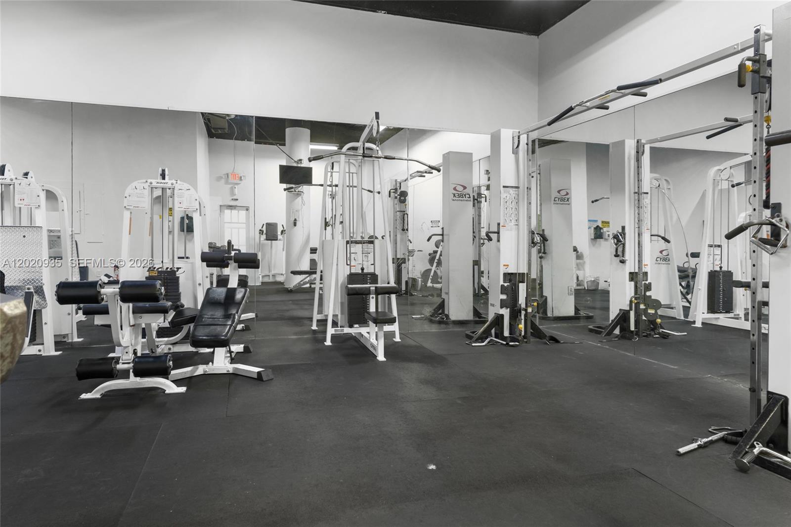 800 West Ave #527 Miami Beach, FL 33139