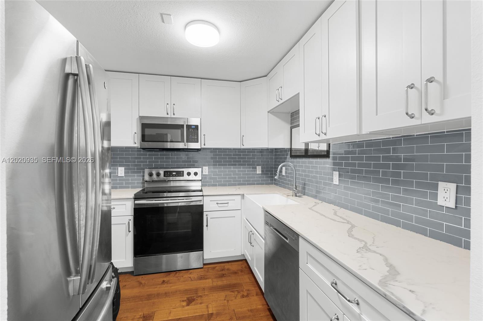 800 West Ave #527 Miami Beach, FL 33139