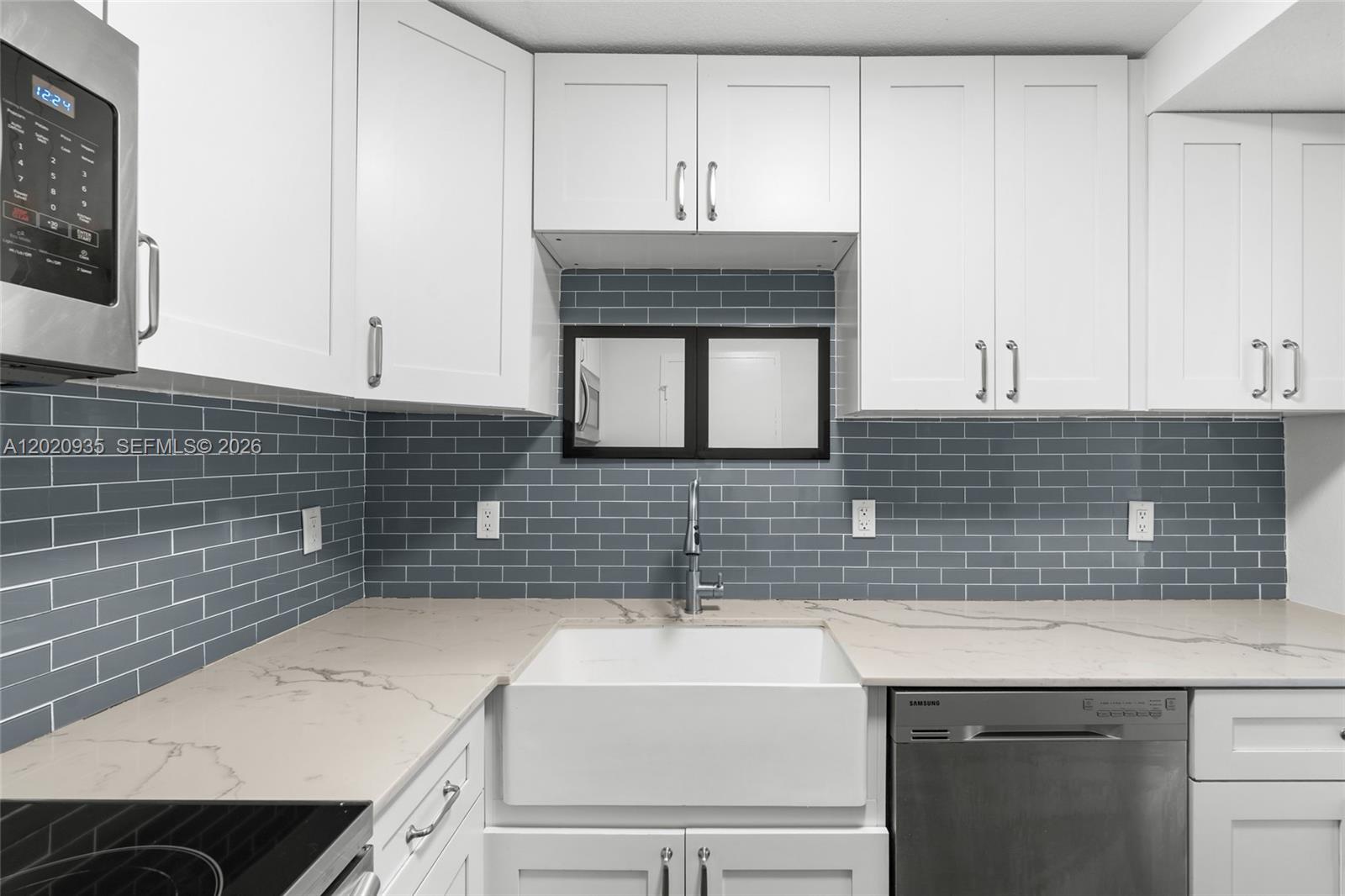 800 West Ave #527 Miami Beach, FL 33139
