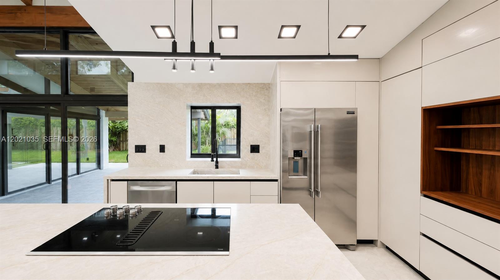 2765 NE 35th Dr Fort Lauderdale, FL 33308