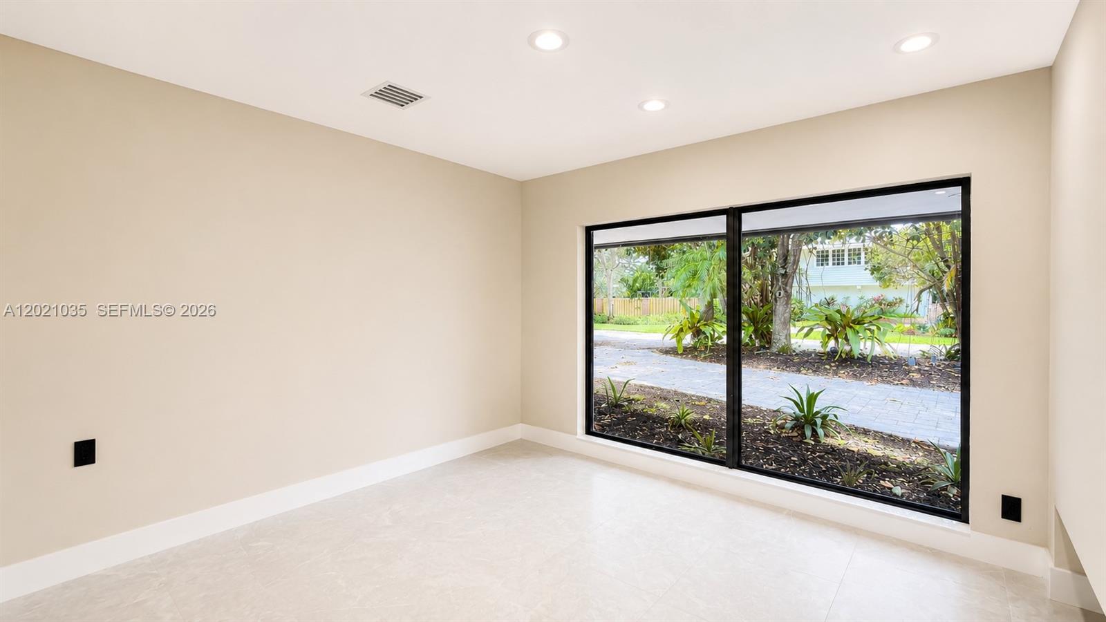 2765 NE 35th Dr Fort Lauderdale, FL 33308
