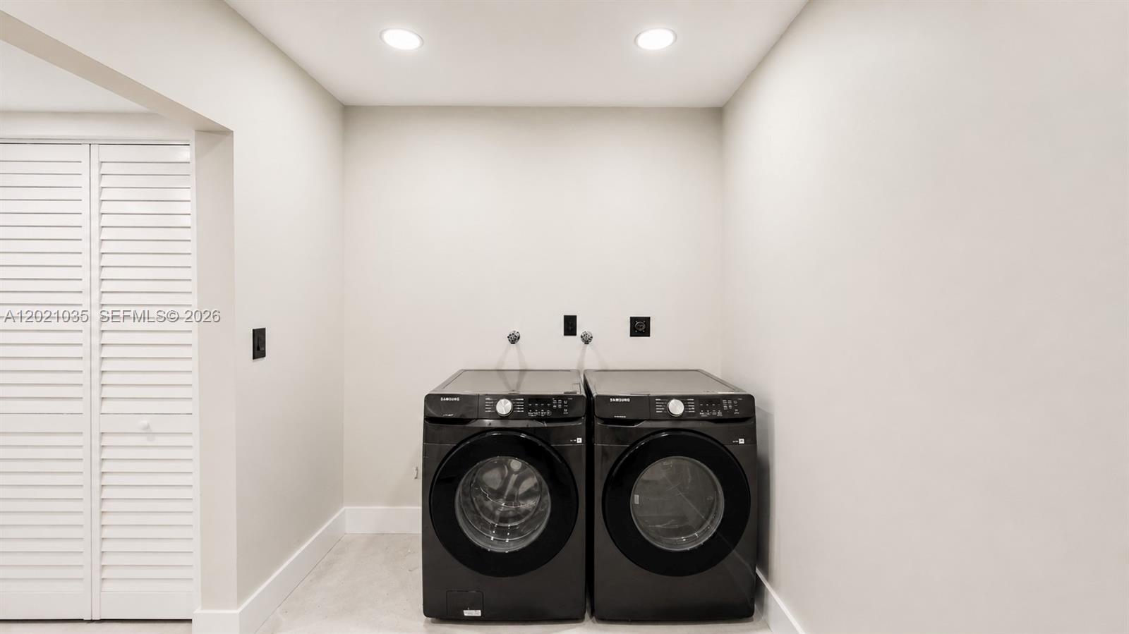 2765 NE 35th Dr Fort Lauderdale, FL 33308