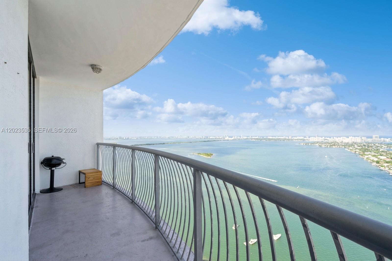 1750 N Bayshore Dr #4702 Miami, FL 33132