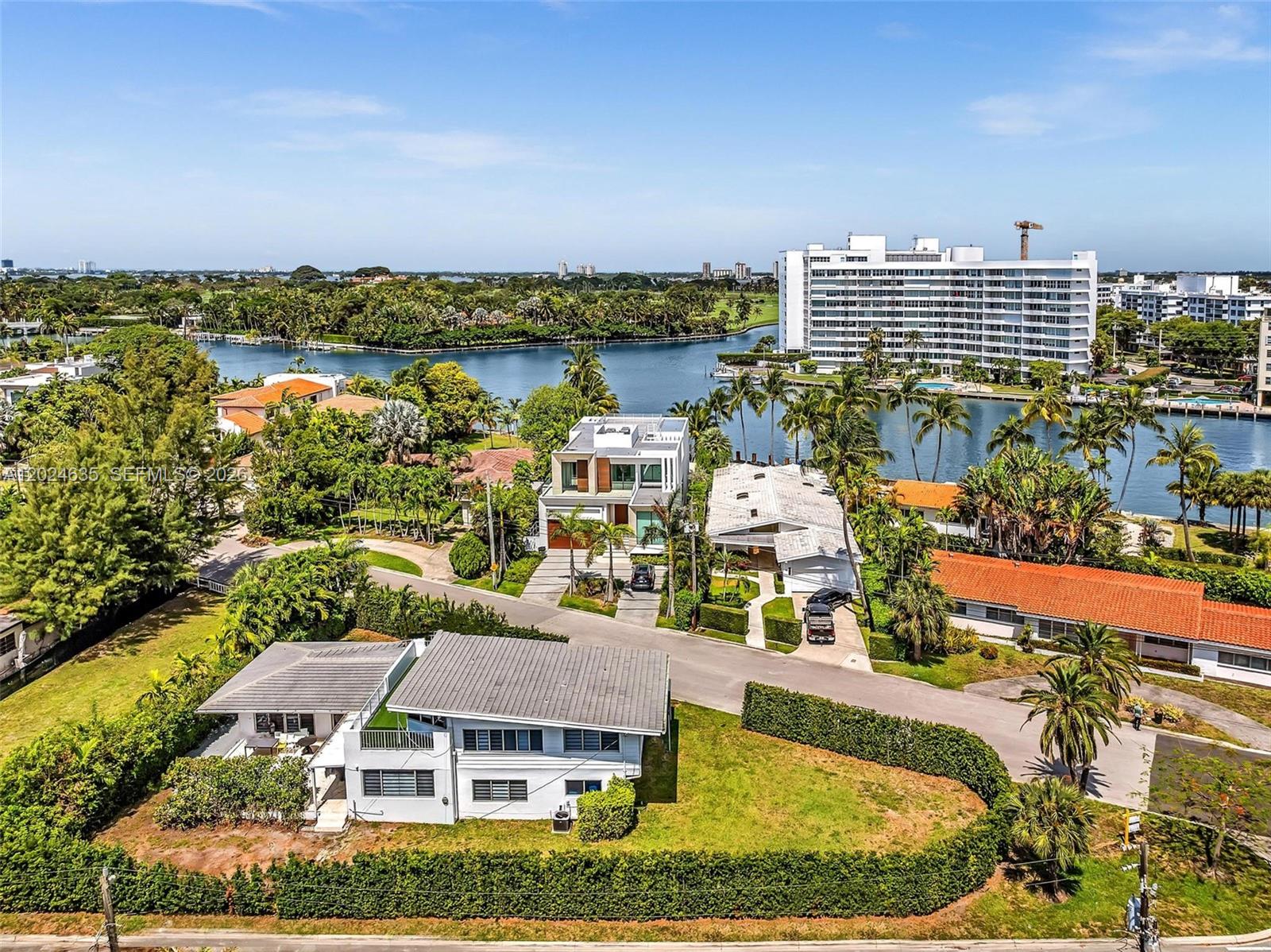 9257 Bay Dr