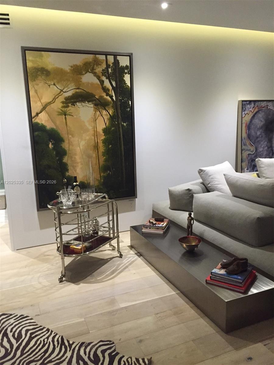 350 Ocean #304N Key Biscayne, FL 33149