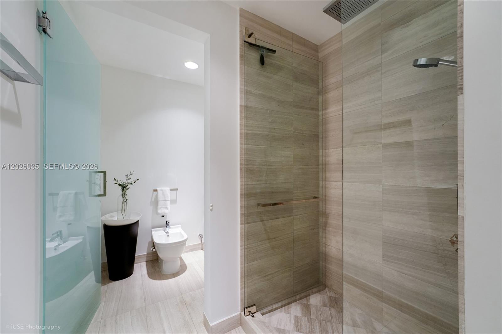 350 Ocean Dr #405N Key Biscayne, FL 33149