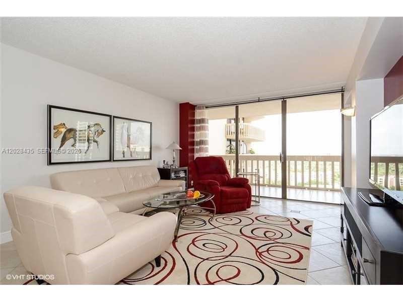 19707 Turnberry Way #18L Aventura, FL 33180