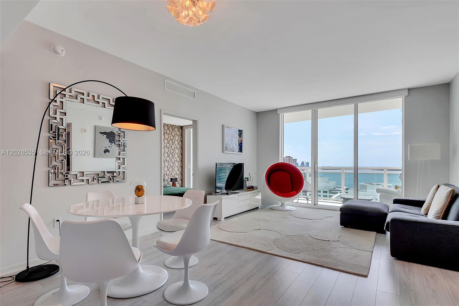 image The Plaza on Brickell West7